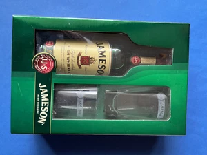 JAMESON Irish Whiskey Geschenkkarton 1 Flasche mit 2 Gläsern neu / ungeöffnet - Bild 1 von 9
