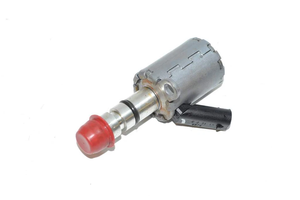 VW Golf 7 Sportsvan 14- Servomotor control valve for oil pump - Image 1 of 1