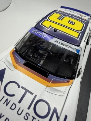 AJ Allmendinger 2022 Acción Talladega Ganar 1/24 Acción NASCAR Autografiado 1 de 72 Foto 1 de 4