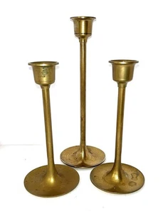 Vintage Messing konisch Kerzenständer graduiert 3er Set Kerzenständer 6 1/2” 8” mcm - Bild 1 von 4