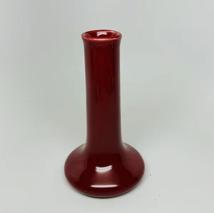 Vintage HALL CHINA DARK RED Flower BUD VASE #631-1/2 MCM 6.25" USA - Picture 1 of 5