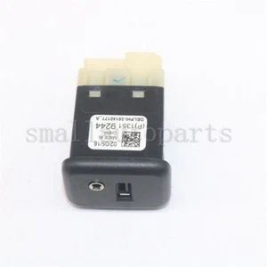 OEM Jet Black USB Connector Terminal 13519244 13591084 For 15-20 Chevrolet GMC - Picture 1 of 7