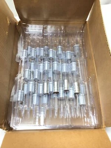 BMI Elektrolytic 173672 Kondensator 250UF 50VDC RA/AX Leitungen (Menge 44) - Bild 1 von 4