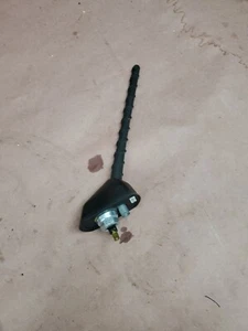 2011 Hyundai Elantra Touring Rear Radio Antenna (Bin 302) - Picture 1 of 11
