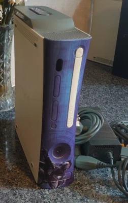 Rare Halo 3 Xbox 360 Console with controller and cables and hard drive. - Image 1 of 4