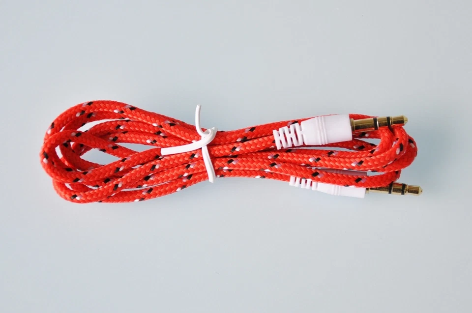 AUX BRAIDED 6FT CABLE FOR iphone 6 4 4s 5 5s ipod mp3 amp car pc stereo mp4 - Image 1 of 1