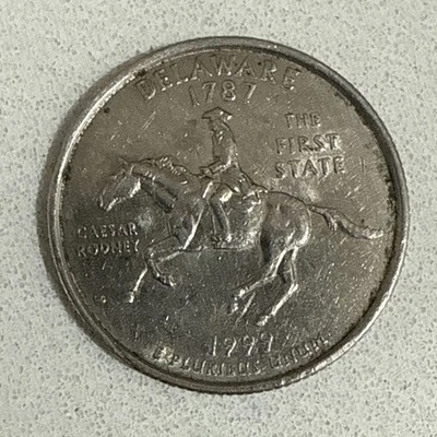 1787 1999 “D” Delaware *FIRST STATE QUARTER DOLLAR* Coin W/ Caesar Rodney - Image 1 of 2