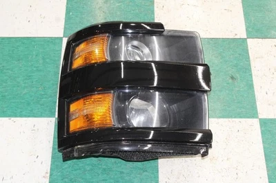 15-19 Silverado *DMG* Black Trim Passenger Right RH Headlight Head Light TC7 OEM - Image 1 of 4