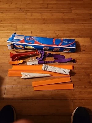 Hot Wheels Anniversary Edition G-Force Stunt Set w/ Demon Car 1997 Open box - Image 1 of 4