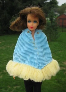 Vintage Barbie Francie Puppe Mod Cord Cape #1764 türkis Poncho 1970 - Bild 1 von 7