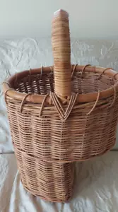 VTG Woven Wicker Rattan Stair Step Basket Country 18"H 23"H* 14" W x 12" W Top - Picture 1 of 11