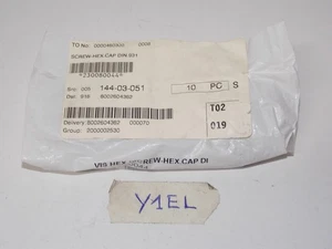 1 OEM 2003-13 CAN-AM MAVERICK STEERING CARGO BOX SCREW HEX CAP M8x100 230080044 - Foto 1 di 1