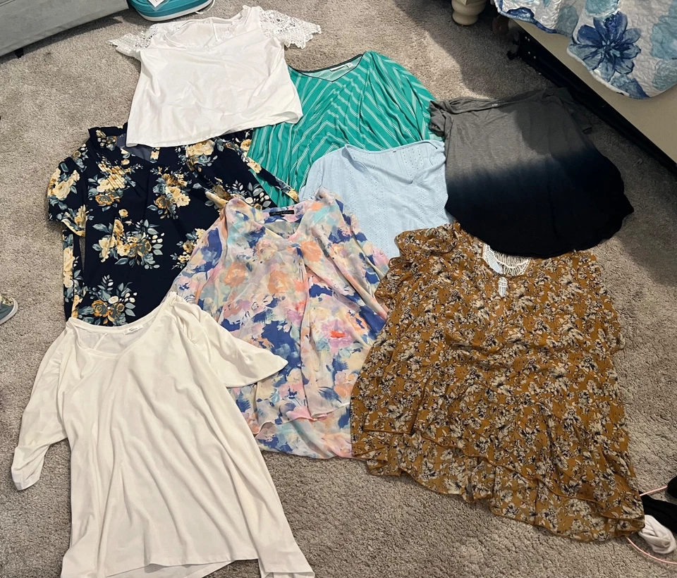 Lote de 8 tops de vestir para mujer talla 2X tórridos y otras marcas Foto 1 de 4