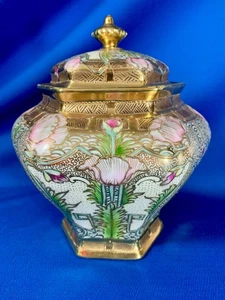 HAND-PAINTED NIPPON HEAVY GOLD & FLORAL LIDDED GINGER / TEA JAR - Picture 1 of 8