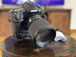 Nikon D850 ( Body Only) - Picture 1 of 6