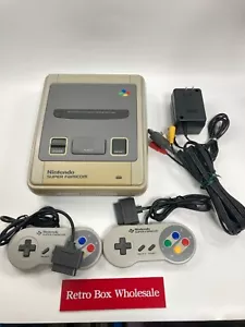 Nintendo Super Famicom SFC Konsole mit 2 Controller & Kabeln SFC 21211 - Bild 1 von 10
