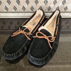  Women’s UGG Dakota Black Slippers-Size -12- #1107949