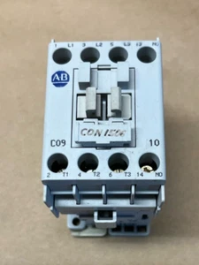 Allen-Bradley 100-C09*10 Contactor SER A  - Picture 1 of 4