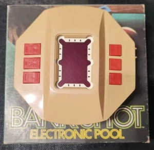 RARO gioco elettronico Parker Brothers Bank Shot Electronic Pool 3600 VINTAGE - Foto 1 di 6