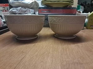 2 Mikasa Italian Countryside 6 1/4" Footed Bowls Tan Brown Unused Euc+ Bin 191 - Picture 1 of 5