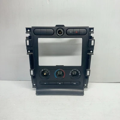 2005-2009 Ford Mustang Dash Radio Bezel & Climate Control Unit Foto 1 de 4