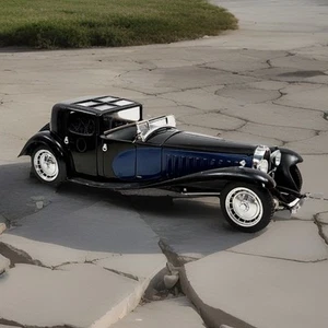 Coche modelo Napoleón cupé Bugatti Royale 1930 vintage 1:24 S. Franklin como nuevo 1989 - Imagen 1 de 8