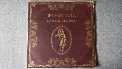 JETHRO TULL - LIVING IN THE PAST (1st press) .               2LP. - Image 1 of 4