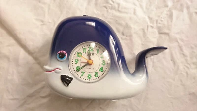 Wecker Uhr Reisewecker Funk Tischuhr Marke Ass -form Wal Blau - Bild 1 von 4