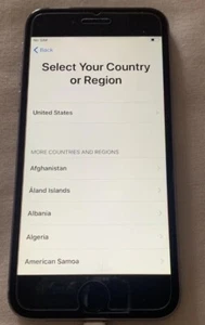 Apple iPhone 6 -Silver Smartphone with accessories - Picture 1 of 5