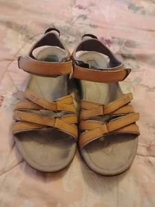 Sandali donna Teva Tirra beige viola taglia 7 sandalo sportivo escursionismo 4177 - Foto 1 di 6
