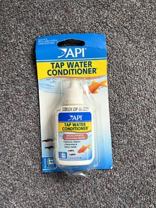API TAP WATER CONDITIONER Aquarium Water Conditioner 1.25-Ounce Bottle - Picture 1 of 4