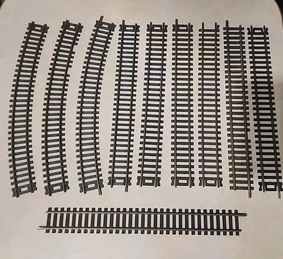 Atlas HO Snap Track Lot  Curved 18” Radius & Straight 9” Section Model 10 Lot - Image 1 of 4