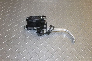 2012 POLARIS SPORTSMAN XP 850 HO EPS FRONT BRAKE MASTER CYLINDER HAS RASH - Picture 1 of 10