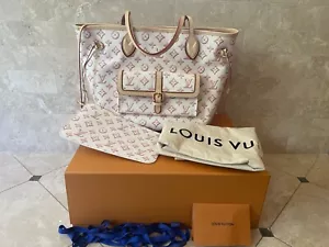 New in Box Louis Vuitton Neverfull NM Tote Fall for You Monogram Canvas MM - Picture 1 of 12