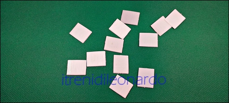 MANTUA Edil Micro Plast 5706 serranda tripla 1/100, 1/87  10 pz.  #CN3/9#. - Immagine 1 di 1