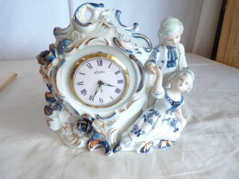 (B) Linden Porcelain Victorian Man And Woman Alarm Clock Blue White Cover