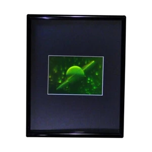 Imagen de holograma 3D de Saturno (ENMARCADA), película de fotopolímero Polaroid de colección - Imagen 1 de 7
