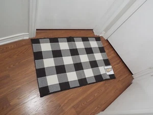 Threshold Reversal Floor Mat Rug Indoor Outdoor 24x36 inch NEW Black & White - Picture 1 of 7