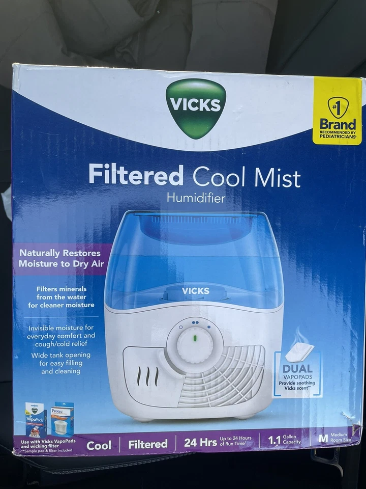 Vicks Filtered Cool Mist Humidifier 24 HR Run 1.1 Gallon Medium Room VEV400V NEW - Image 1 of 1