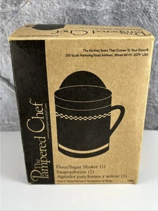 Pampered Chef flour sugar shaker 1695 NEW IN BOX NIB - Picture 1 of 3