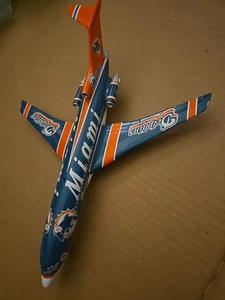 Danbury Mint Miami Dolphins Team Airplane Boeing 727-100 - Picture 1 of 12