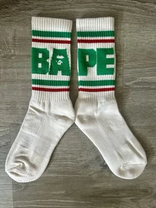 🐵 BAPE A Bathing Ape gestreifte Crew-Socken • creme/grün/rot • Größe L • neu mit Etikett - Bild 1 von 4