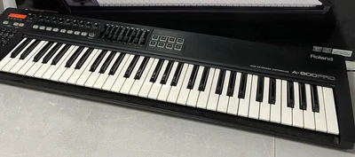 ROLAND A-800 PRO MIDI KEYBOARD CONTROLLER AUDIO SYNTHESIZER 61-Key Good GP - Image 1 of 4