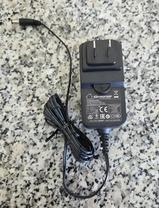 Alimentatore originale Crestron NBS24J240075D5 PW-2407WU 24V 0,75A - Foto 1 di 3