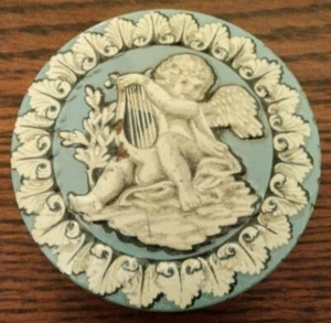 Vintage Teasdale & Company Limited Carlisle Candy Metal Relief Tin Cherub - Picture 1 of 4