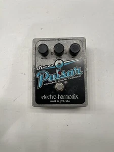 Pedal efecto para guitarra Electro Harmonix púlsar estéreo forma variable trémolo EHX - Imagen 1 de 5