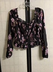 Wild Fable Black Floral Cropped Smocked Long Sleeves Size L - Picture 1 of 7