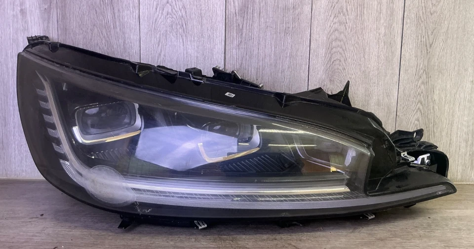 Faro reflector LED #2025 Lincoln Aviator lado del pasajero derecho OEM RC5B13E014CG Foto 1 de 4