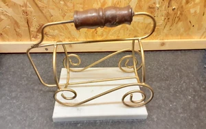 Wintage Wire Wine Bottle Holder Rack Bar Desktop Display Stand Bracket Golden. - Picture 1 of 5