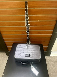 Leblanc Clarinet LCL401N - Picture 1 of 5